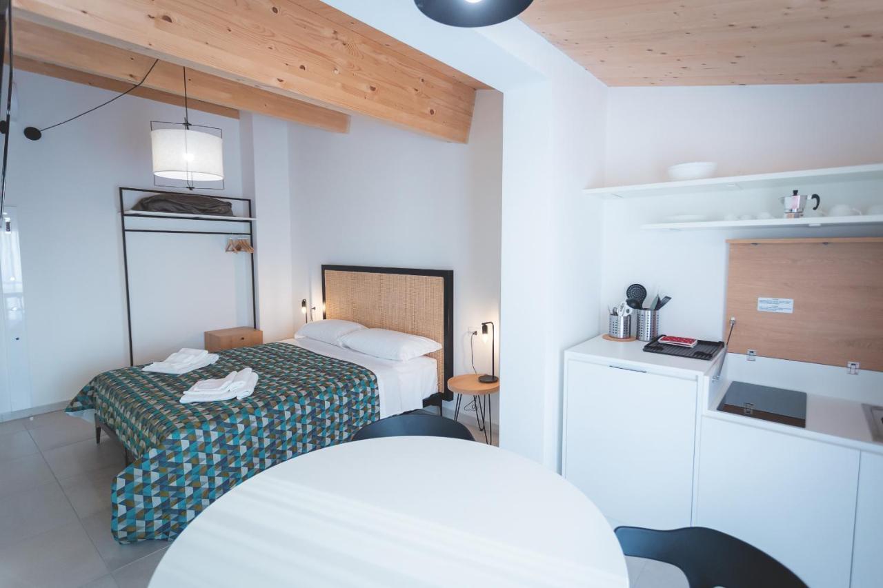 Via Siena 4 - Suites & Rooms Marina di Cecina Exterior photo