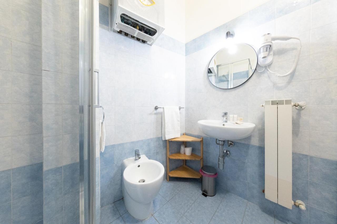 Via Siena 4 - Suites & Rooms Marina di Cecina Exterior photo